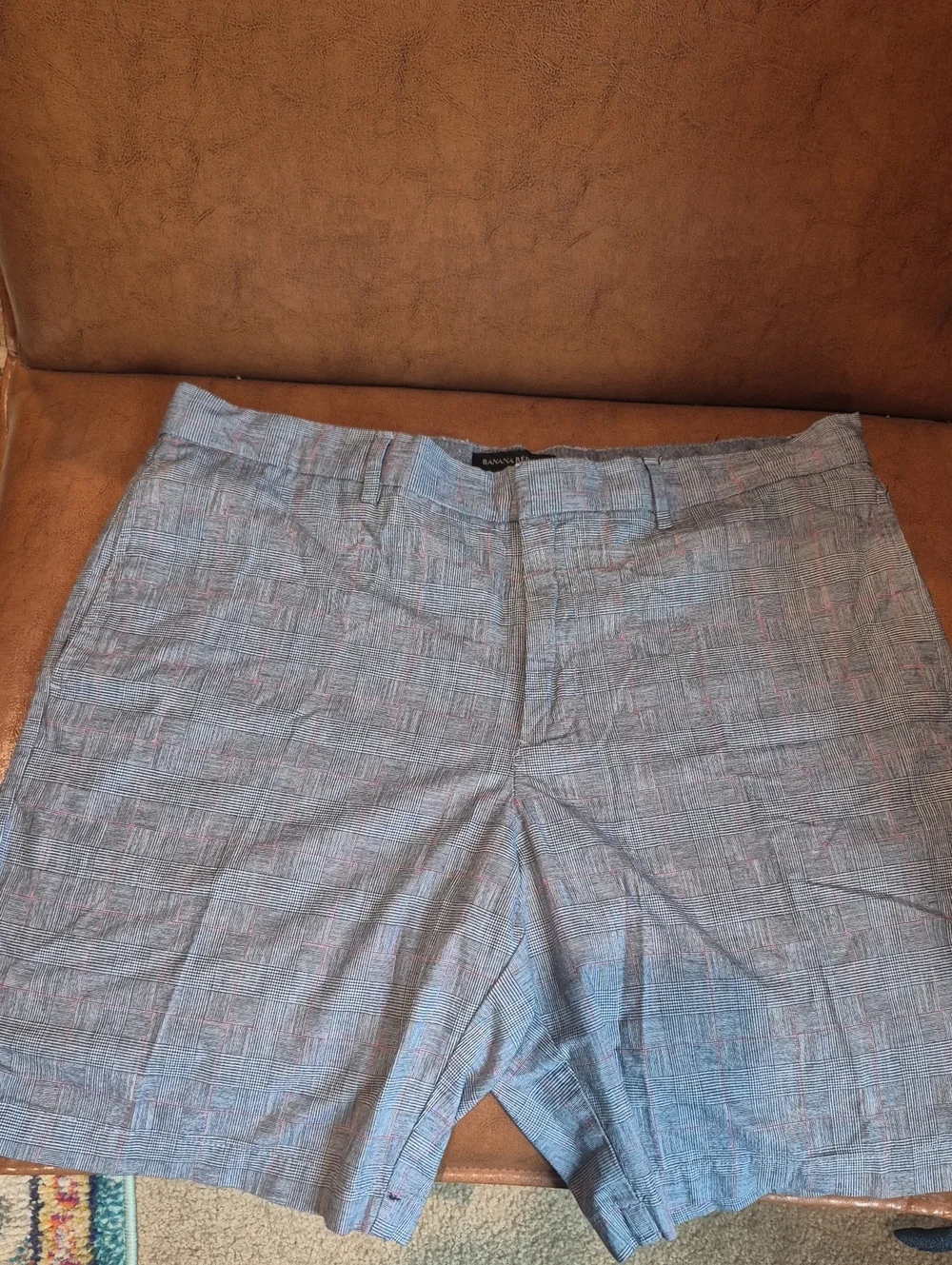 BANANA REPUBLIC Men's Light GRAY Plaid Stretch Shorts